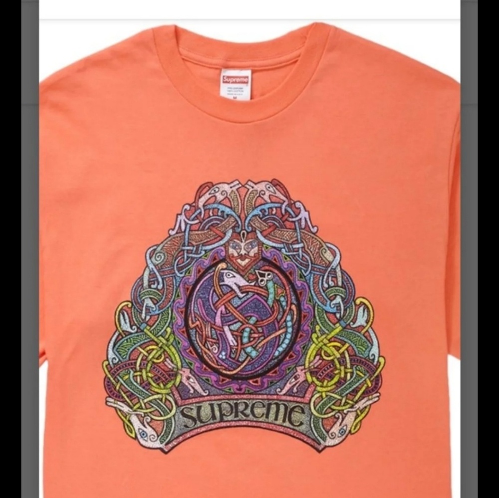 Supreme knot tee ss19